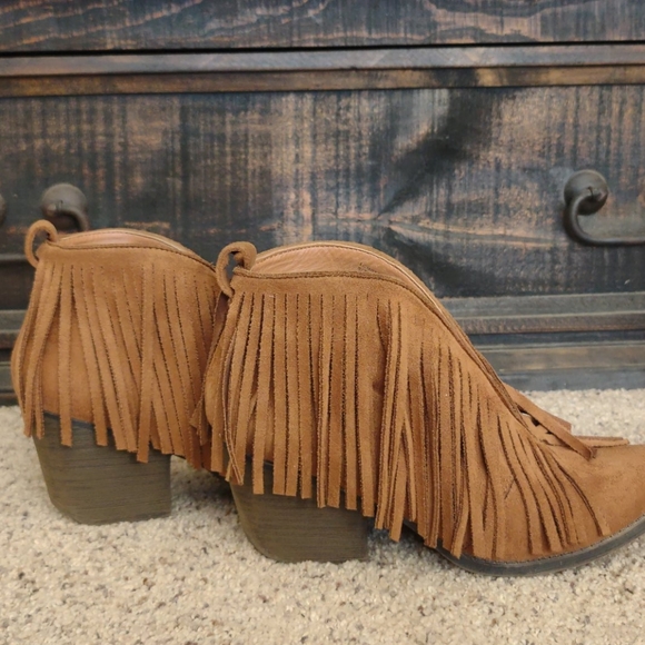 Coconuts by Matisse - Picture 5 of 8